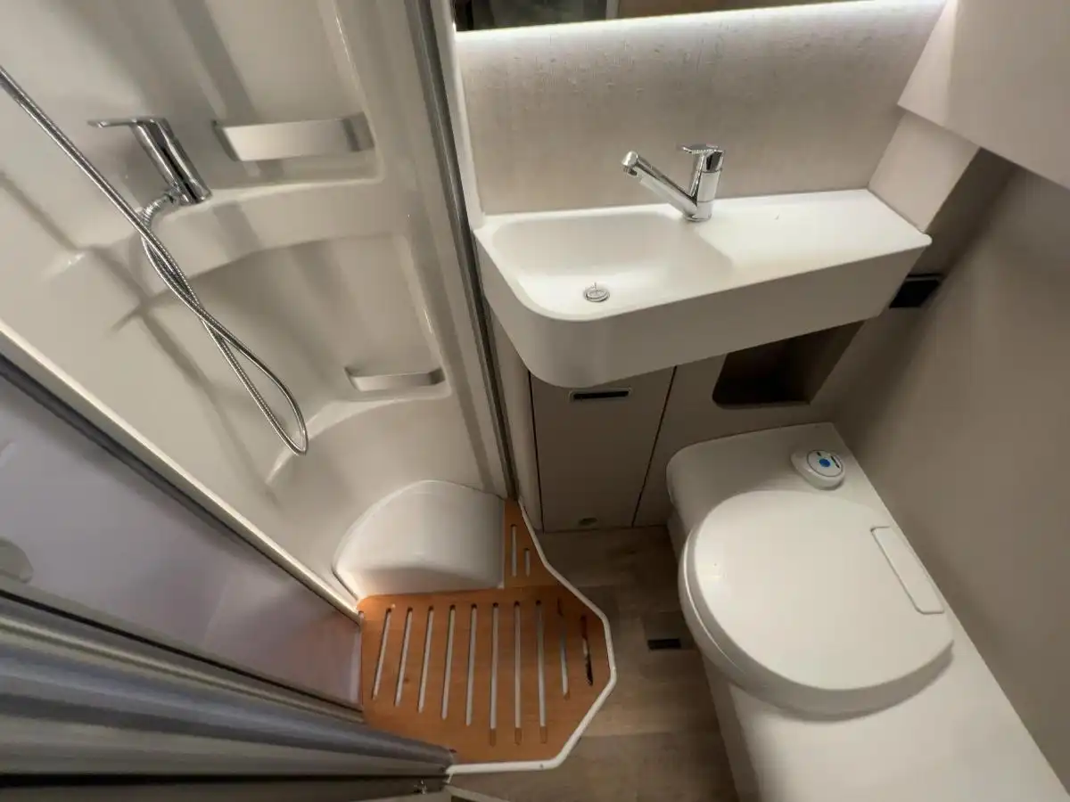 HYMER-ERIBA Exsis-I EX 580 - Ansicht 15